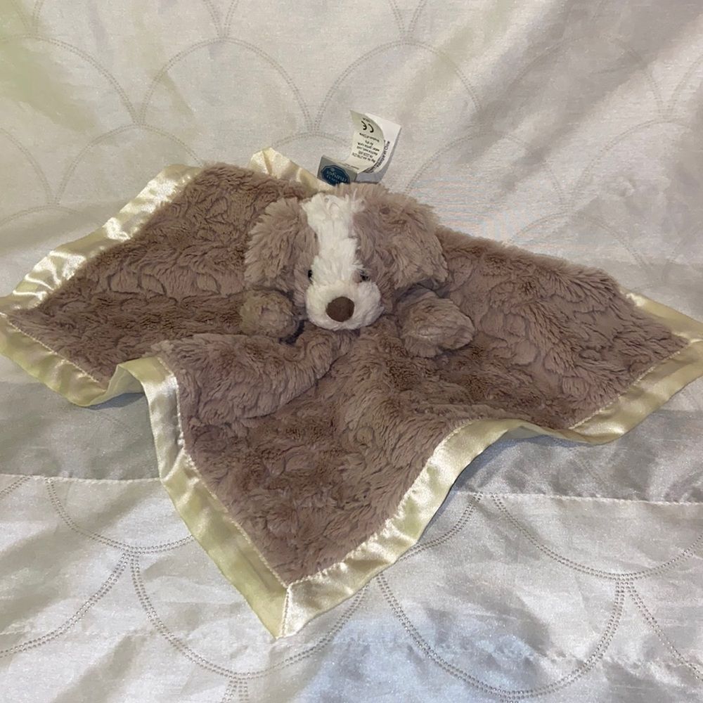 Mary Meyer Baby Lush Puppy‎ Lovey Cream Satin Trim Security Blanket Plush